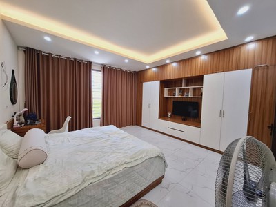 Bán nhà thanh xuân, 8 tầng thang máy ô tô tránh, vỉa hè kinh doanh đa dạng, nhỉnh 28 tỷ 3