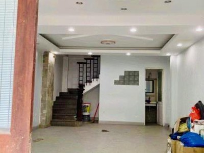 Mtkd 5 tầng ngang 4.8 - gần ngay aeon  - sẵn dòng tiền nhỉnh 9. 3
