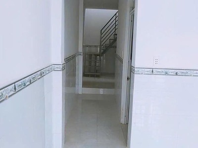 Nhà 2 tầng 46m2, vuông   thạnh lộc 19 q12 3