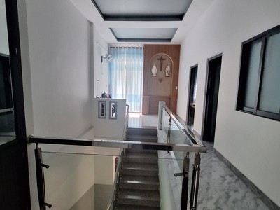 Bán nhà mặt tiền kinh doanh đỉnh giao lê văn việt, thủ đức - bề ngang khủng 6.5m - 103 m2 - 2 tầng 2
