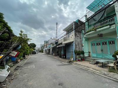 Bán nhà đường âu cơ, quận tân phú, hẻm lớn 10m   3pn 0