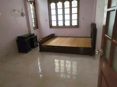 Cho thuê nhà nguyên căn nguyễn cao, hai bà trưng, 4 tầng, 50m /tầng, 5 ngủ, 4 vs. 13tr/tháng  ctl . 0