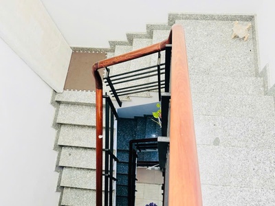 Nhà đẹp chính chủ lâu năm - huỳnh văn bánh - phú nhuận - 80m2 - ngang 5 - 4 tầng btct - định cư bán 1