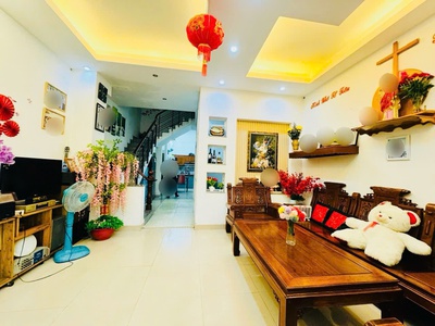 Nhà đẹp chính chủ lâu năm - huỳnh văn bánh - phú nhuận - 80m2 - ngang 5 - 4 tầng btct - định cư bán 3