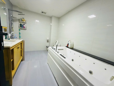 Bán tòa nhà hoàng văn thái- thanh xuân, 100 m2, 8 tầng, mt 5 m, giá 37tỷ. 4