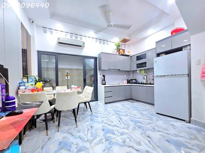 Nhà phố đẹp đường đào tông nguyên   2 lầu sân thượng   full nội thất 1