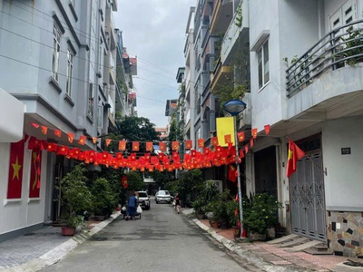 Trung tâm văn quán - phân lô - ô tô tránh - vỉa hè - kinh doanh - nhà 2 thoáng giá nhỉnh 12 tỷ 0