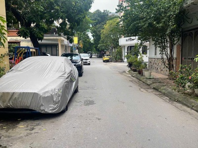 Trung tâm văn quán - phân lô - ô tô tránh - vỉa hè - kinh doanh - nhà 2 thoáng giá nhỉnh 12 tỷ 1