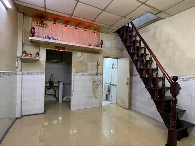 121.  nhà hẻm 186 tân hòa đông, p14, q6   2tỷ350 1