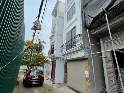 Bán nhà Đại Cát, Bắc Từ Liêm, ô tô đậu cửa, 10m ra phố, full nội thất, 38m2 4 tầng chỉ 6 tỷ 0