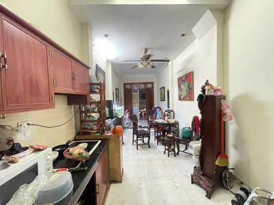 Nhà phố quan nhân   ngõ thông   3 gác đỗ cửa 0