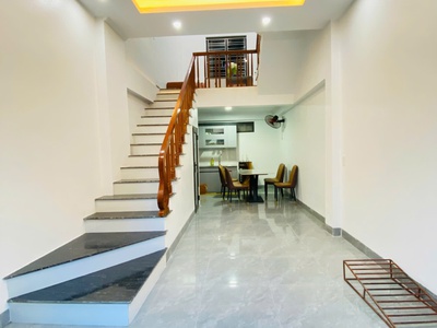 Bán gấp nhà phúc khánh chỉ 15xx, sẵn sách đồ vào ở 2