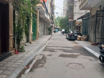 Bán nhà văn cao   quần ngựa   pl- ô tô tránh - vỉa hè -dt60m2x6t- giá 19.8 tỷ 0