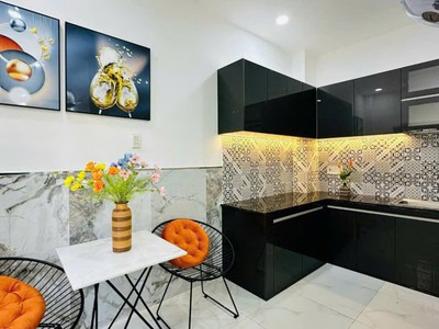 Nhà 2 tầng sàn 66m2, lô góc   thống nhất qv 2