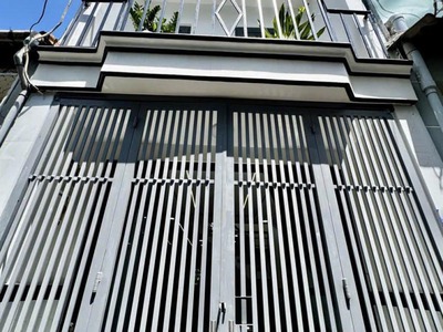 Nhà 2 tầng 32m2, vuông   nguyễn duy cung qv 0