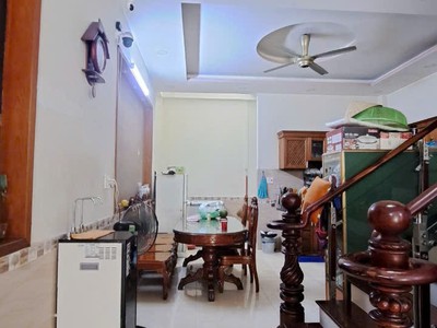 Mặt tiền kinh doanh khu trung tâm hành chính dĩ an   4 tầng   hoàn công   chỉ 9.8 tỷ 0