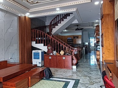 Ngộp bank   5 tầng   mặt tiền kdc việt sing   ngang 5m dài 30m 4