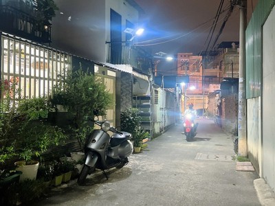 Bán nhà cấp 4   2 mặt hẻm xe hơi   đường số 20, linh đông, thủ đức   sẵn dòng tiền cho thuê - chỉ 4