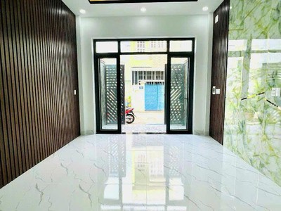 Bán nhà 3 tầng đường 6 long bình, 63m2 hxh, 5 tỷ nhỉnh 2