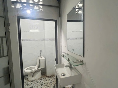 Nhà đẹp hẻm xe hơi lê sát tân quý tân phú, 71m2 17m x 4m14  nở hậu, sổ hồng chính chủ, giá chỉ 6.x 4