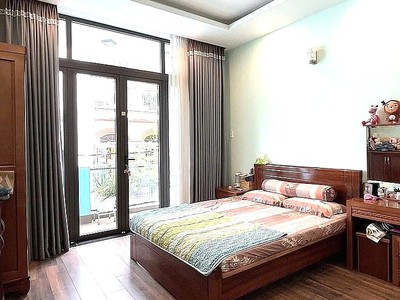 Nhỉnh 6 tỷ tl , 78m  3 tầng, chỉ 2 căn ra hẻm xe hơi tránh  lê đức thọ gò vấp 3
