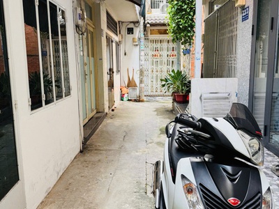 Bán nhà 1 trệt 1 lầu - đường phùng chí kiên - tân phú 0