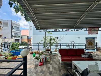 Căn góc kinh doanh buôn bán phố quận 7, đường lý phục man, 60m2, giá tốt 3