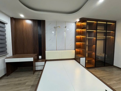 Nhà mới - 6 t-thang máy - 20 m  oto tránh tt cầu giấy phố vip nguyễn khánh toàn 37 m, 6 t, mt 3.6 0
