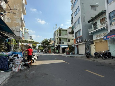 Bán lô góc 2 mặt tiền kinh doanh 5 tầng 4.5x15m hđt.40tr/th ngay nguễn tiểu la quận 10 3