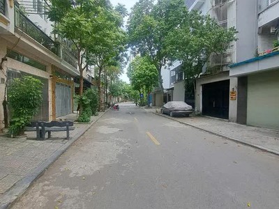 Bán nhà khu đô thị văn phú   95m    5 tầng   vỉa hè rộng   ô tô tránh   kinh doanh sầm uất 26 tỷ. 1