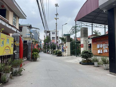 Bán nhà dân xây, gần kđt hindo royal park, 35m 3 tầng, giá đầu tư. 2