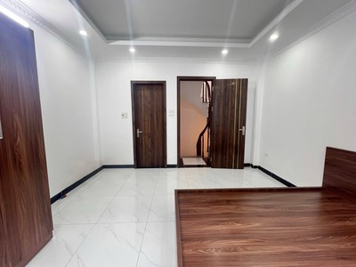 Quá rẻ bán nhà nguyễn văn linh 30m2. 5 tầng, ô tô đỗ cạnh nhà, an sinh đỉnh cao 5.7 tỷ 3