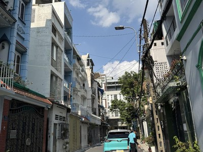Bán nhà hẻm b112 bạch đằng, phường 2, tân bình  6,5 15  3 lầu, 11 tỷ 4