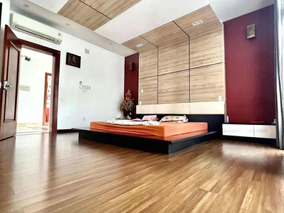 Giảm 8 tỷ, bán nhà biệt thự 2 mặt tiền thạnh lộc - hà huy giáp, 28x20m, 4 tầng, 6pn, 36 tỷ. 4