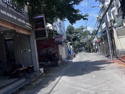 Bán gấp nhà quang trung giá sốc dien tich khung 1