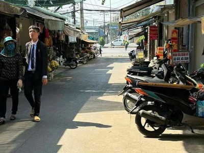 Bán nhà mặt tiền chợ long bình tân biên hòa ngay bigc ngã 4 vũng tàu 0