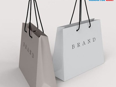 Những ý tưởng thiết kế in túi shop quần áo đang là xu hướng hiện nay 2