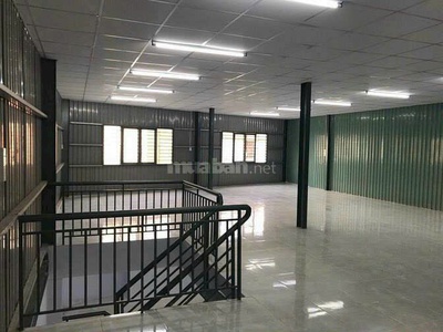 Bán kho xưởng 1 sẹc phan văn hớn, tân thới nhất, q12   cách mt chỉ 50m 0