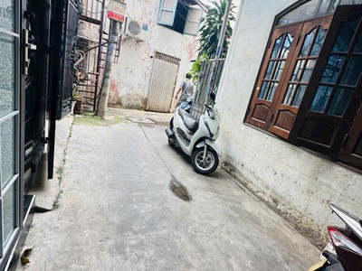 Nhỏ xinh- hẻm thông thoáng - xe hơi đậu cửa- sổ vuông vức-24m2-3 tầng 4pn- giá chỉ 4,8 tỷ tl 2