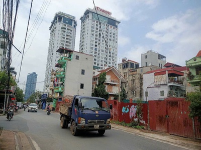 Bán lô dất khủng  500 m đất gần tttm loltte tây hồ 22mt .oto tải tránh,sổ đỏ chính chủ ,chào:142 tỷ 2