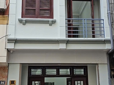 Cho thuê nhà 4,5 tầng mặt phố 92a nguyễn văn trỗi, q thanh xuân,nhà đẹp tiện kinh doanh ở 0