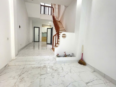 Gia đình cần tiền bán gấp nhà tại quang trung -yên nghĩa -hà đông, dt 39m2 nhích 5 tỷ 0