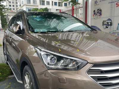 Hyundai Santa Fe 2016 2.4L 4WD - 100000 km 0