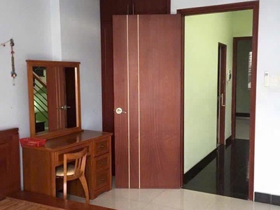 Nhà ngay hxh nguyễn hữu dật, diện tích lớn full nội thất 1