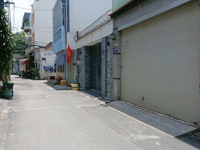 Bán gấp nhà tân kỳ tân quý -tân phú hẻm ô tô đỗ cửa 61m2,2tầng 4 tỷ 3 0