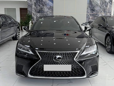 Siêu lướt. Lexus LS 500H sản xuất 2025, giá rẻ hơn xe mới 2 tỷ đồng. 0