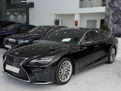 Siêu lướt. Lexus LS 500H sản xuất 2025, giá rẻ hơn xe mới 2 tỷ đồng. 1