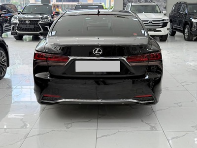 Siêu lướt. Lexus LS 500H sản xuất 2025, giá rẻ hơn xe mới 2 tỷ đồng. 3