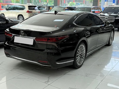 Siêu lướt. Lexus LS 500H sản xuất 2025, giá rẻ hơn xe mới 2 tỷ đồng. 5