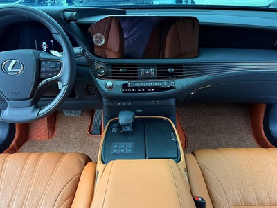 Siêu lướt. Lexus LS 500H sản xuất 2025, giá rẻ hơn xe mới 2 tỷ đồng. 8